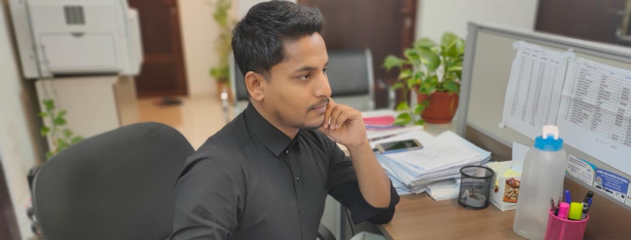 Our Employees الموظفين