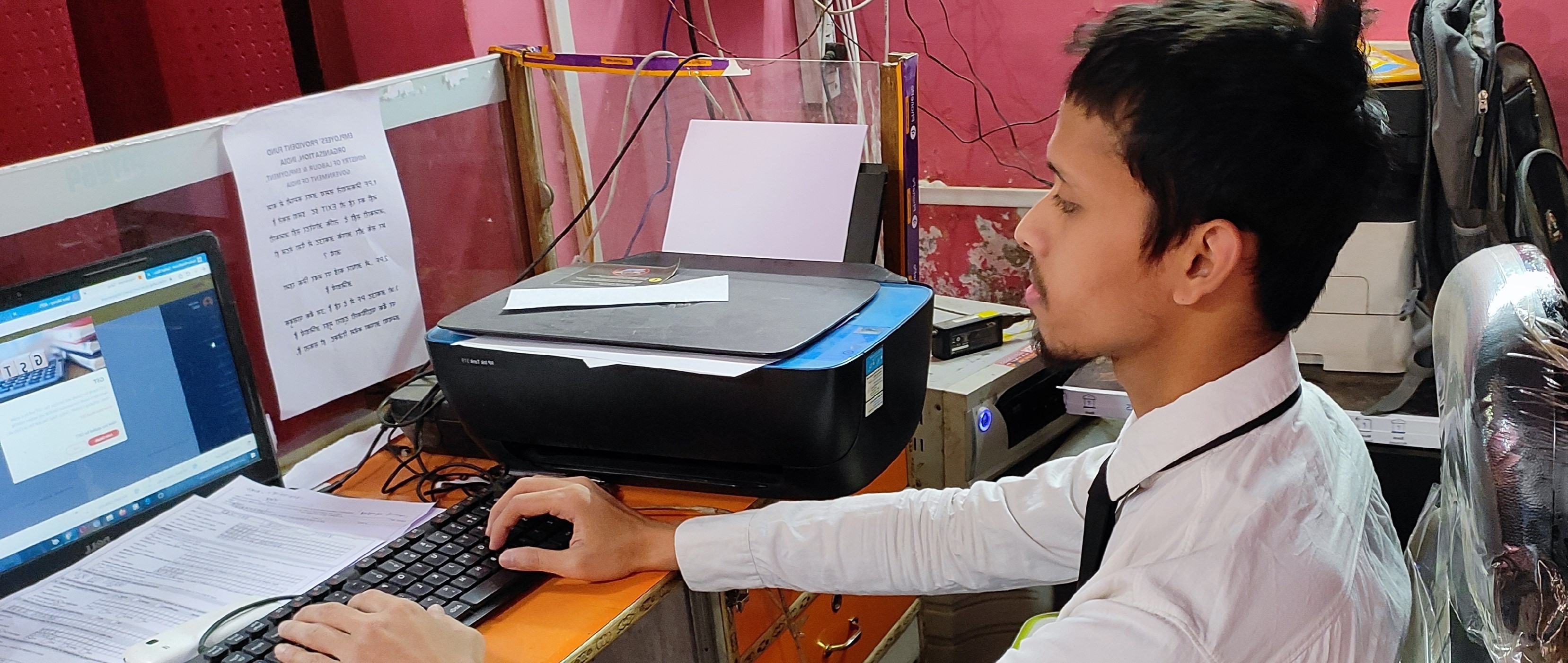 Our Employees الموظفين